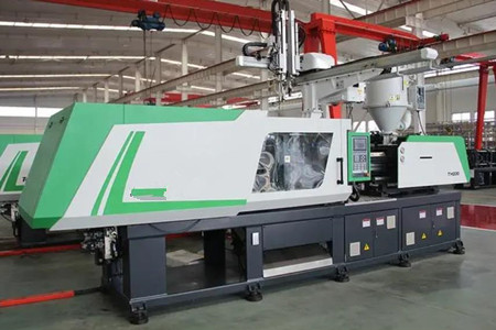 果筐注塑機大概賣多少錢一臺？幾萬到幾十萬不等！