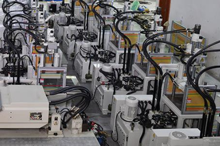 立式注塑機(jī)頂針動作異常該如何處理？